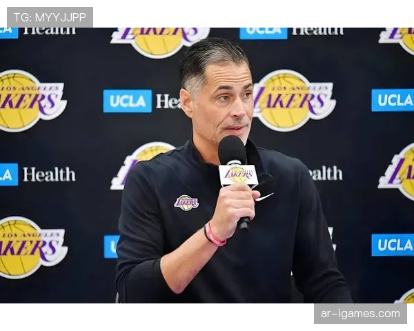 湖人压哨签约补强后卫线，佩林卡操作被评-白菜价-引热议